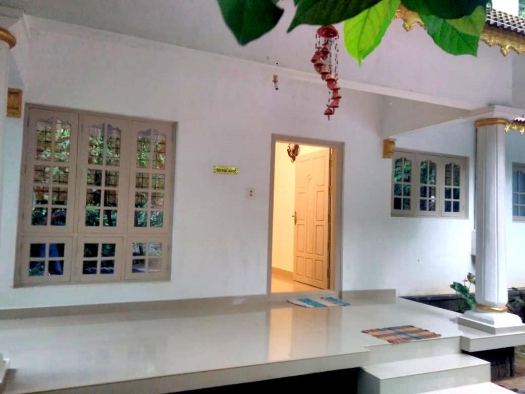 Leeland Munnar Bed and Breakfast Eksteriør billede