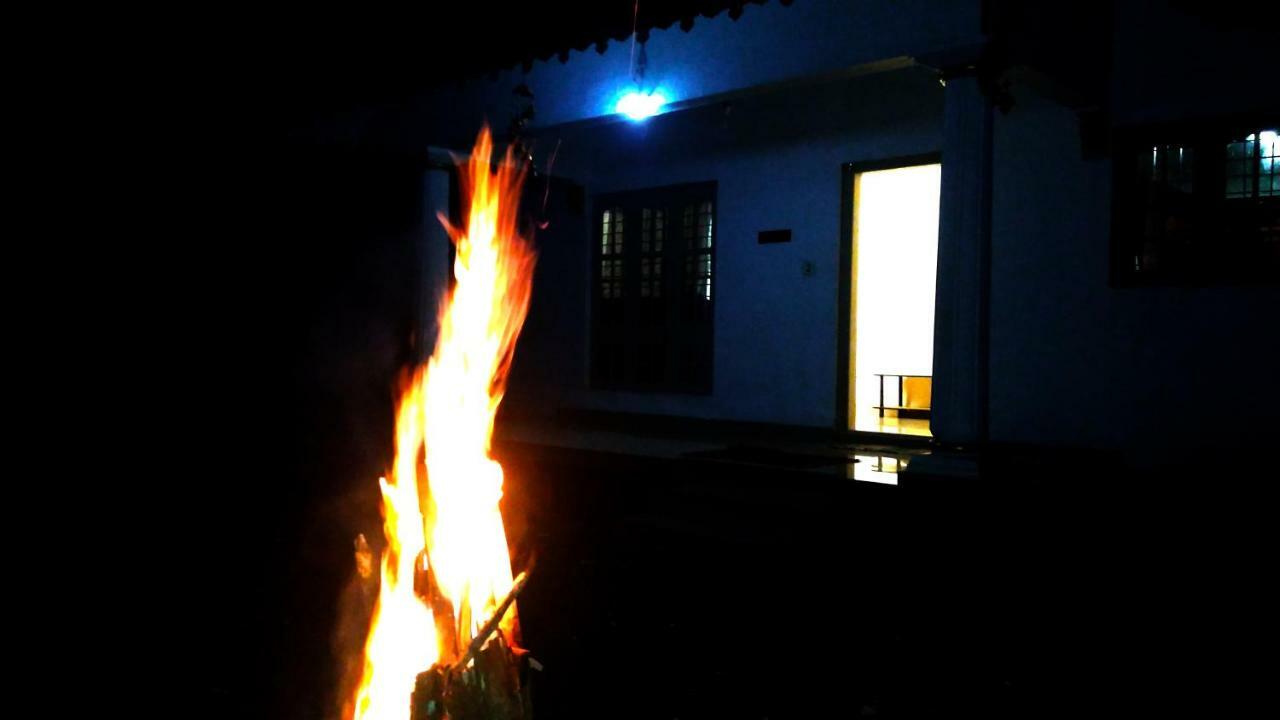 Leeland Munnar Bed and Breakfast Eksteriør billede