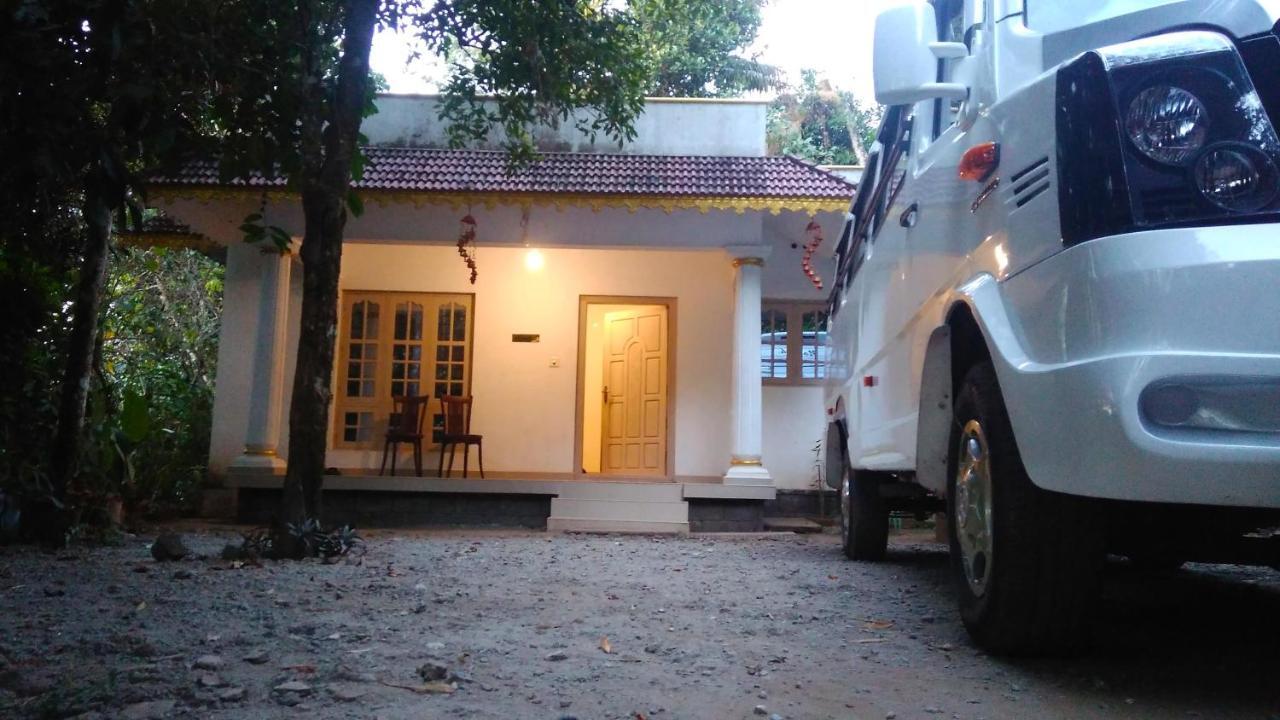 Leeland Munnar Bed and Breakfast Eksteriør billede