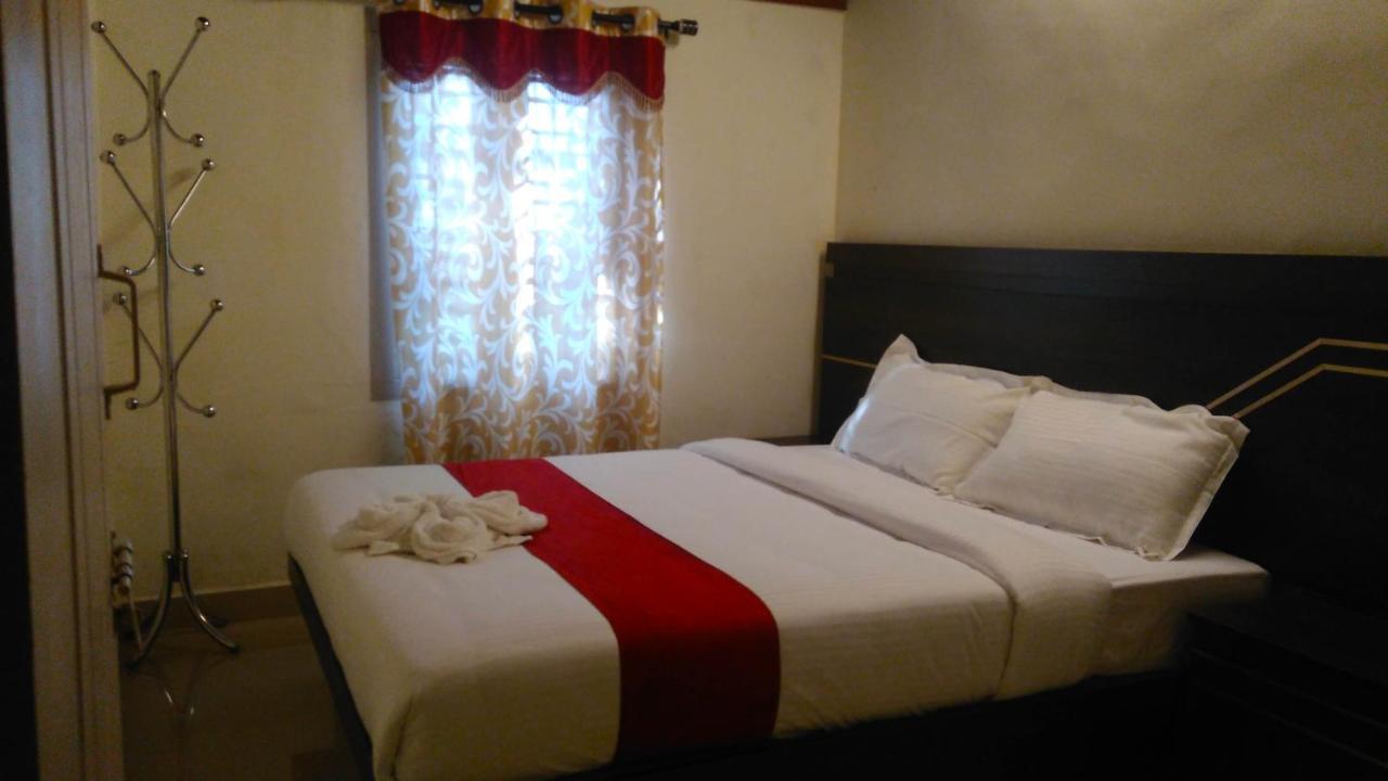 Leeland Munnar Bed and Breakfast Eksteriør billede