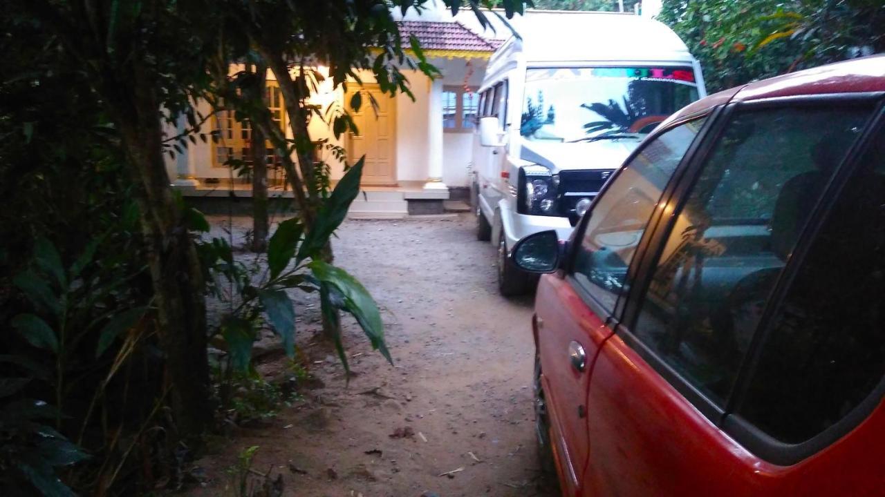 Leeland Munnar Bed and Breakfast Eksteriør billede