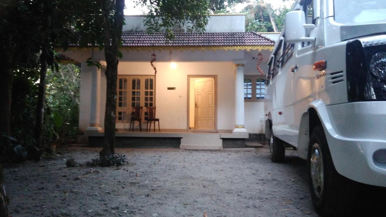 Leeland Munnar Bed and Breakfast Eksteriør billede
